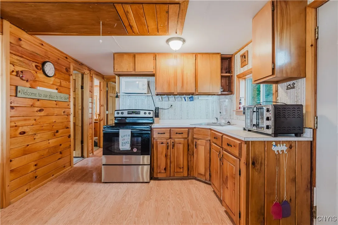 3396 Flanders Road, Lyme, New York 13693, Lyme, New York 13693, 3 Bedrooms Bedrooms, 5 Rooms Rooms,1 BathroomBathrooms,Residential,For Sale,3396 Flanders Road, Lyme, New York 13693,S1632026