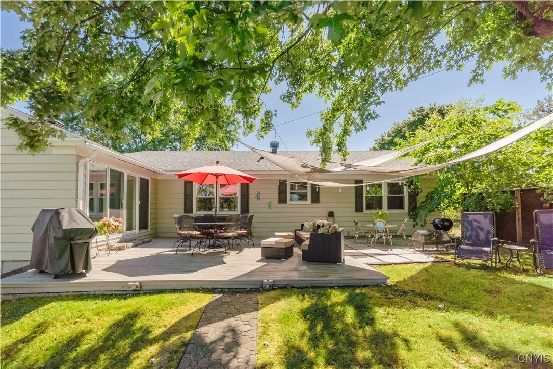 1220 Ives Street, Watertown City, New York 13601, Watertown City, New York 13601, 3 Bedrooms Bedrooms, 11 Rooms Rooms,2 BathroomsBathrooms,Residential,For Sale,1220 Ives Street, Watertown City, New York 13601,S1632347