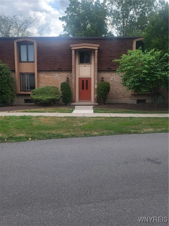 75 Greenwich Drive 1, Amherst, New York 14228, Amherst, New York 14228, 1 Bedroom Bedrooms, 5 Rooms Rooms,1 BathroomBathrooms,Residential,For Sale,75 Greenwich Drive 1, Amherst, New York 14228,B1633091