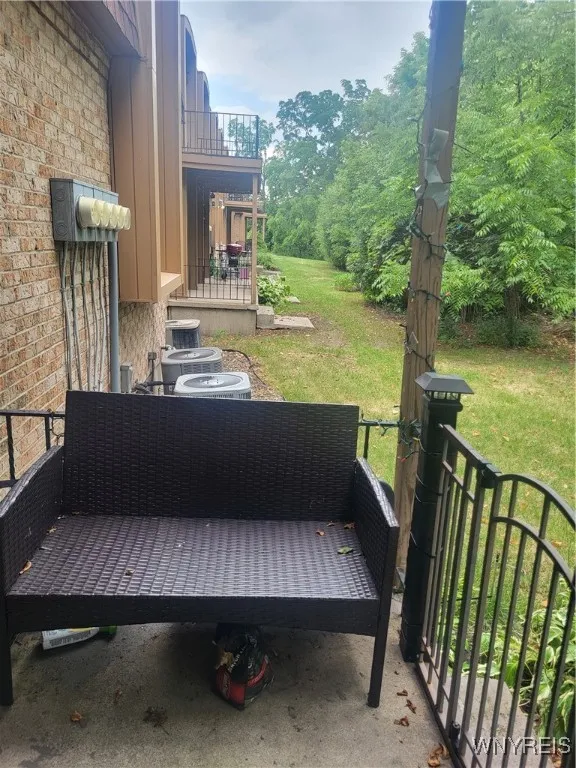 75 Greenwich Drive 1, Amherst, New York 14228, Amherst, New York 14228, 1 Bedroom Bedrooms, 5 Rooms Rooms,1 BathroomBathrooms,Residential,For Sale,75 Greenwich Drive 1, Amherst, New York 14228,B1633091