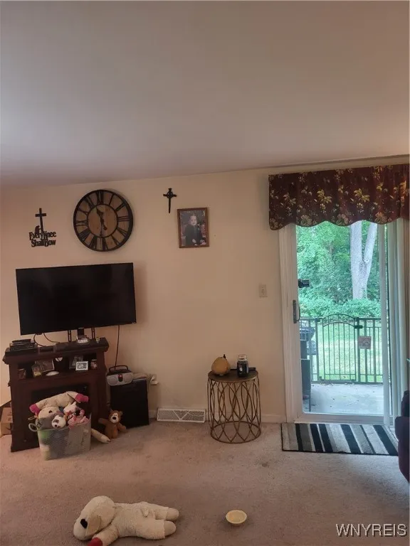 75 Greenwich Drive 1, Amherst, New York 14228, Amherst, New York 14228, 1 Bedroom Bedrooms, 5 Rooms Rooms,1 BathroomBathrooms,Residential,For Sale,75 Greenwich Drive 1, Amherst, New York 14228,B1633091