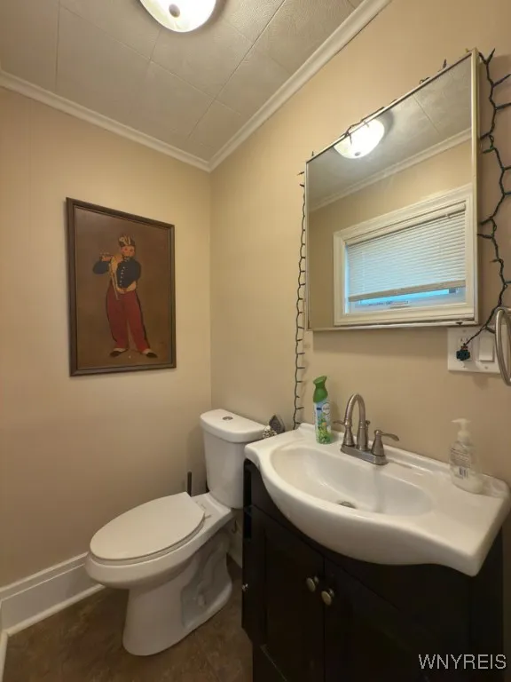 1st Floor Bath