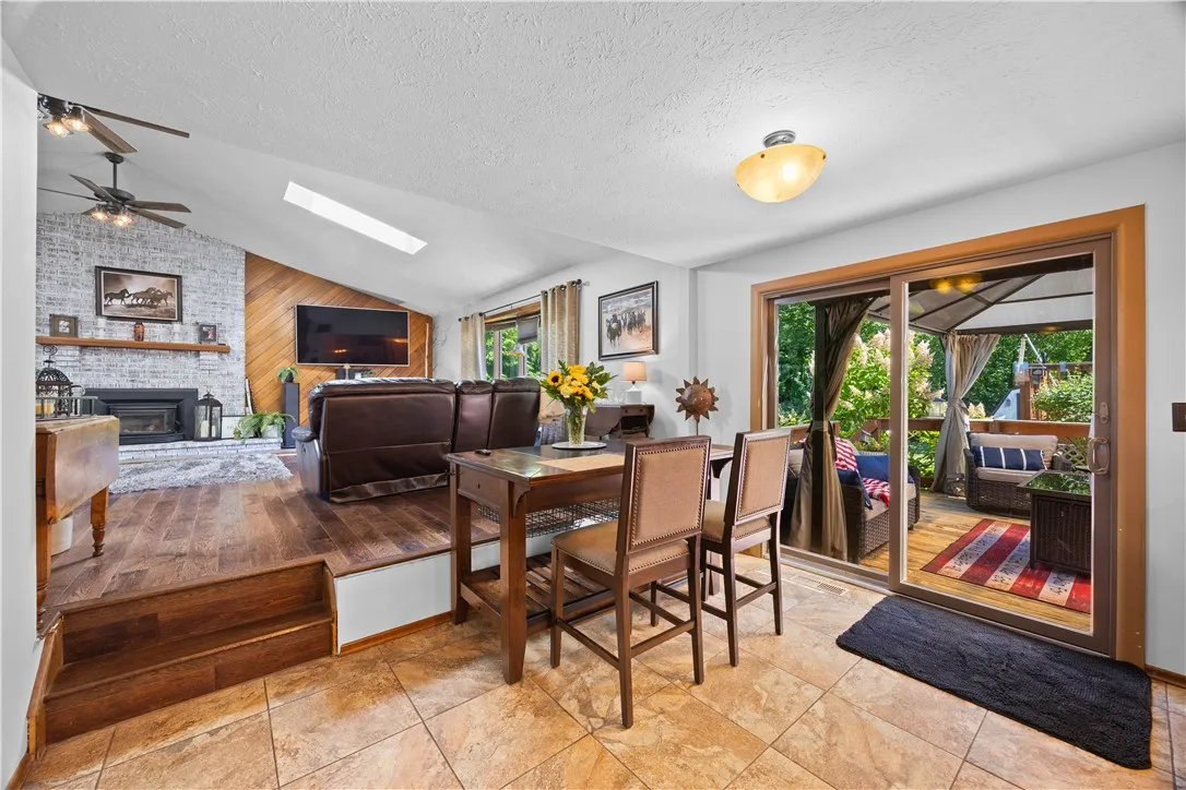 329 Widgedon Lndg, Greece, New York 14468, Greece, New York 14468, 3 Bedrooms Bedrooms, 6 Rooms Rooms,1 BathroomBathrooms,Residential,For Sale,329 Widgedon Lndg, Greece, New York 14468,0,R1632444