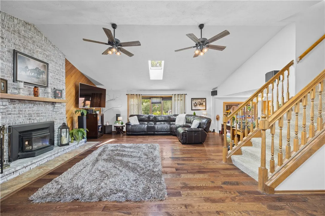 329 Widgedon Lndg, Greece, New York 14468, Greece, New York 14468, 3 Bedrooms Bedrooms, 6 Rooms Rooms,1 BathroomBathrooms,Residential,For Sale,329 Widgedon Lndg, Greece, New York 14468,R1632444