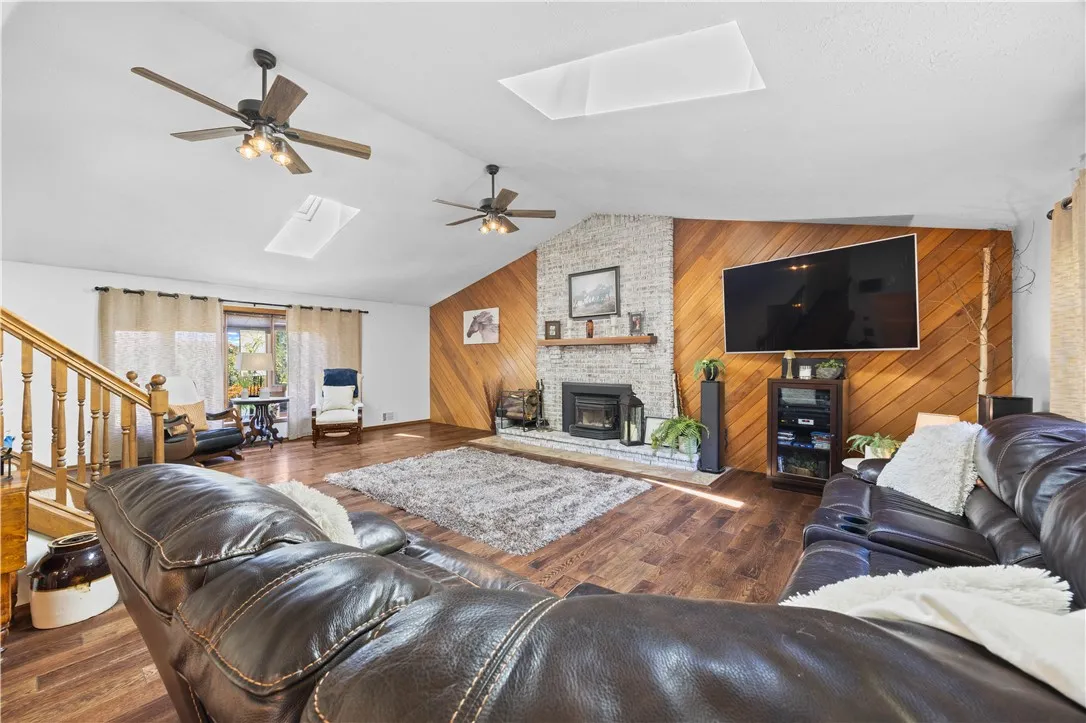 329 Widgedon Lndg, Greece, New York 14468, Greece, New York 14468, 3 Bedrooms Bedrooms, 6 Rooms Rooms,1 BathroomBathrooms,Residential,For Sale,329 Widgedon Lndg, Greece, New York 14468,R1632444