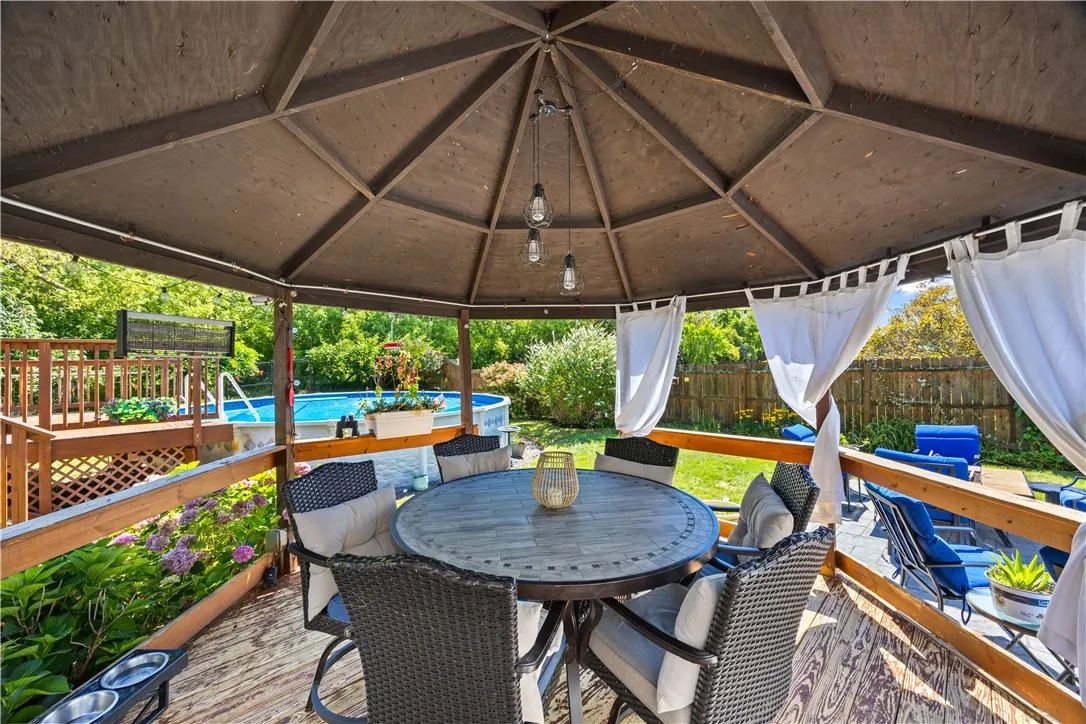 329 Widgedon Lndg, Greece, New York 14468, Greece, New York 14468, 3 Bedrooms Bedrooms, 6 Rooms Rooms,1 BathroomBathrooms,Residential,For Sale,329 Widgedon Lndg, Greece, New York 14468,R1632444