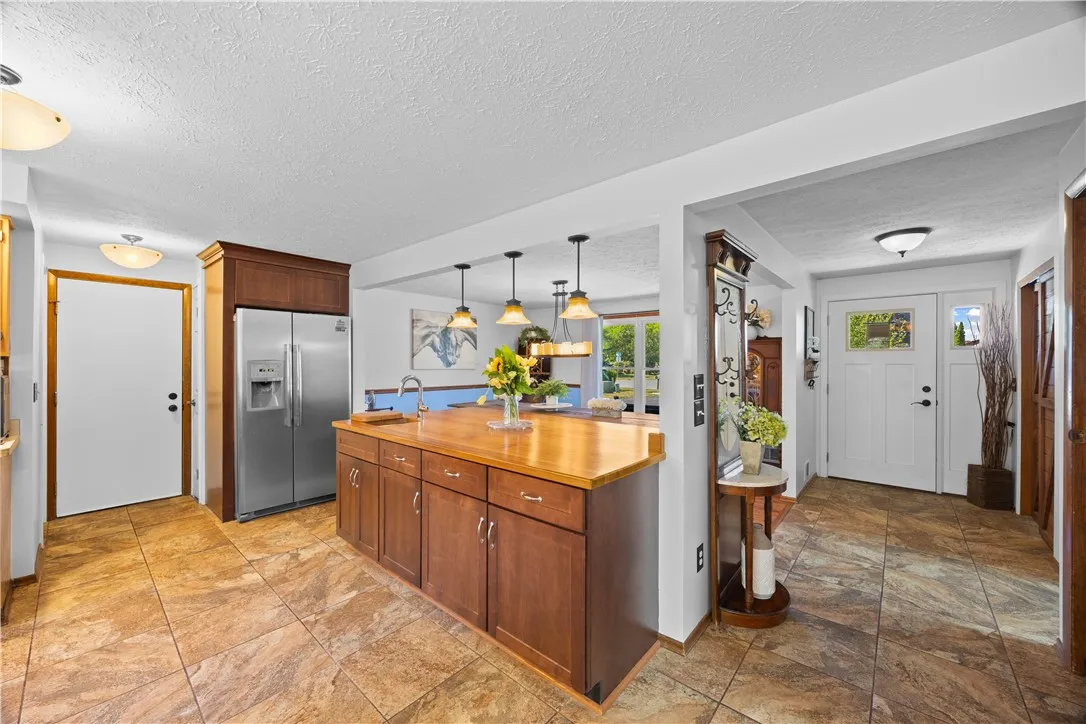 329 Widgedon Lndg, Greece, New York 14468, Greece, New York 14468, 3 Bedrooms Bedrooms, 6 Rooms Rooms,1 BathroomBathrooms,Residential,For Sale,329 Widgedon Lndg, Greece, New York 14468,R1632444