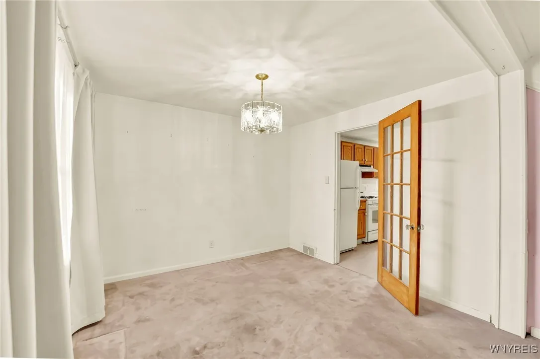 103 Chaplin Drive, Tonawanda, New York 14223, Tonawanda, New York 14223, 3 Bedrooms Bedrooms, 7 Rooms Rooms,2 BathroomsBathrooms,Residential,For Sale,103 Chaplin Drive, Tonawanda, New York 14223,0,B1633209