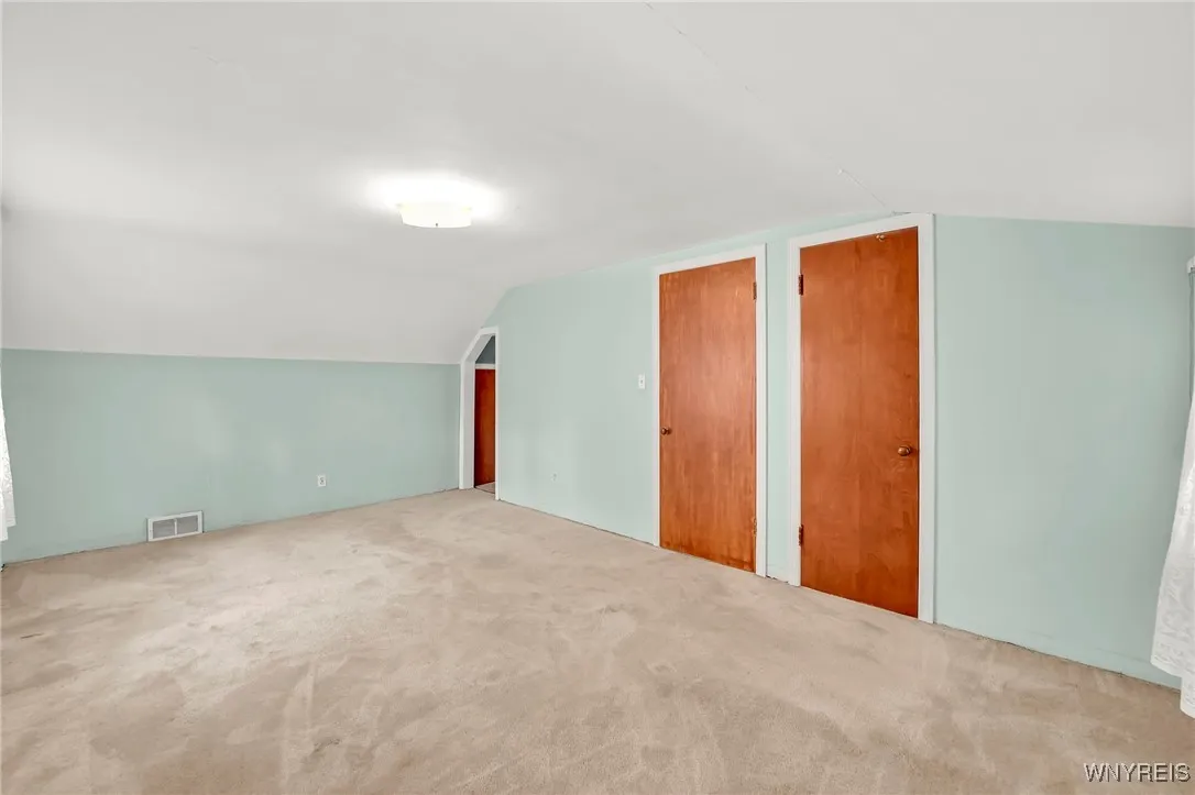 103 Chaplin Drive, Tonawanda, New York 14223, Tonawanda, New York 14223, 3 Bedrooms Bedrooms, 7 Rooms Rooms,2 BathroomsBathrooms,Residential,For Sale,103 Chaplin Drive, Tonawanda, New York 14223,0,B1633209