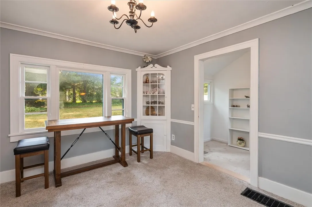 297 Spencer Road, Irondequoit, New York 14609, Irondequoit, New York 14609, 3 Bedrooms Bedrooms, 9 Rooms Rooms,1 BathroomBathrooms,Residential Lease,For Rent,297 Spencer Road, Irondequoit, New York 14609,R1633367