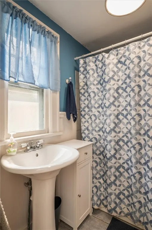 297 Spencer Road, Irondequoit, New York 14609, Irondequoit, New York 14609, 3 Bedrooms Bedrooms, 9 Rooms Rooms,1 BathroomBathrooms,Residential Lease,For Rent,297 Spencer Road, Irondequoit, New York 14609,R1633367