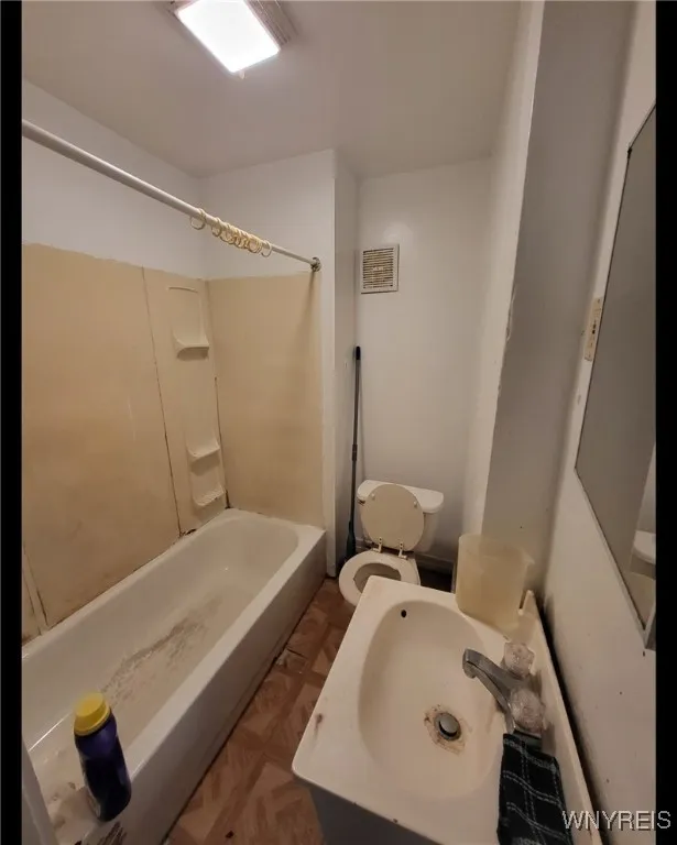 1511 17th Street, Niagara Falls, New York 14305, Niagara Falls, New York 14305, 3 Bedrooms Bedrooms, ,2 BathroomsBathrooms,Residential,For Sale,1511 17th Street, Niagara Falls, New York 14305,B1633368