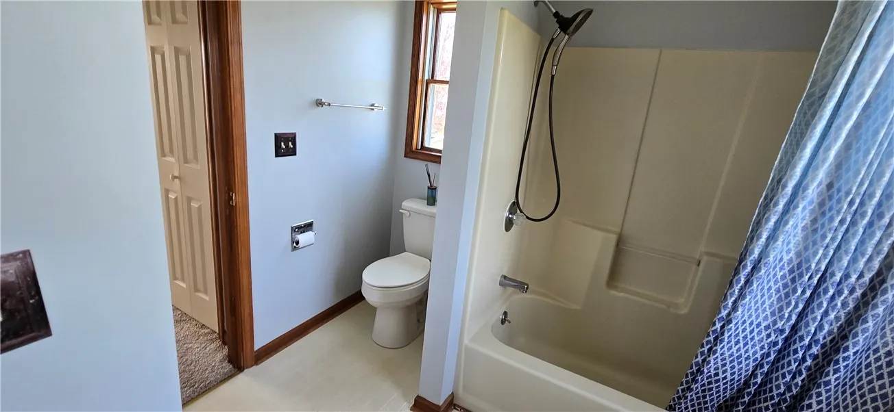 6 Tara Place, Erwin, New York 14870, Erwin, New York 14870, 3 Bedrooms Bedrooms, 3 Rooms Rooms,2 BathroomsBathrooms,Residential,For Sale,6 Tara Place, Erwin, New York 14870,R1630310