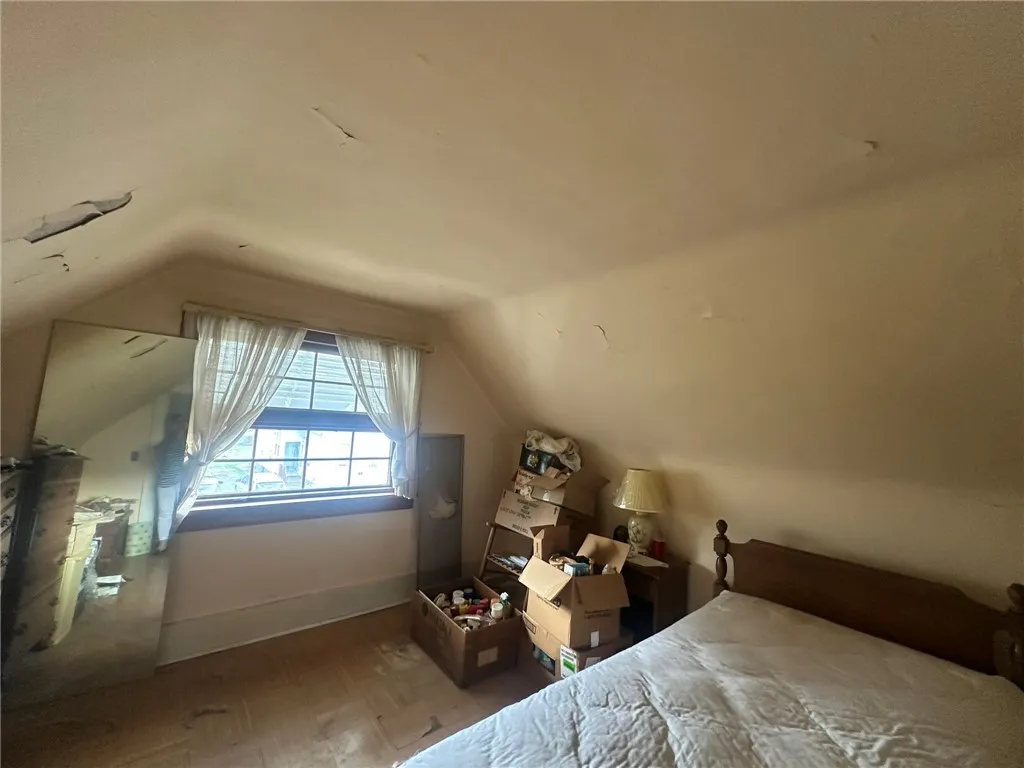 38 Sobieski Street, Rochester, New York 14621, Rochester, New York 14621, 4 Bedrooms Bedrooms, 7 Rooms Rooms,1 BathroomBathrooms,Residential,For Sale,38 Sobieski Street, Rochester, New York 14621,R1633370