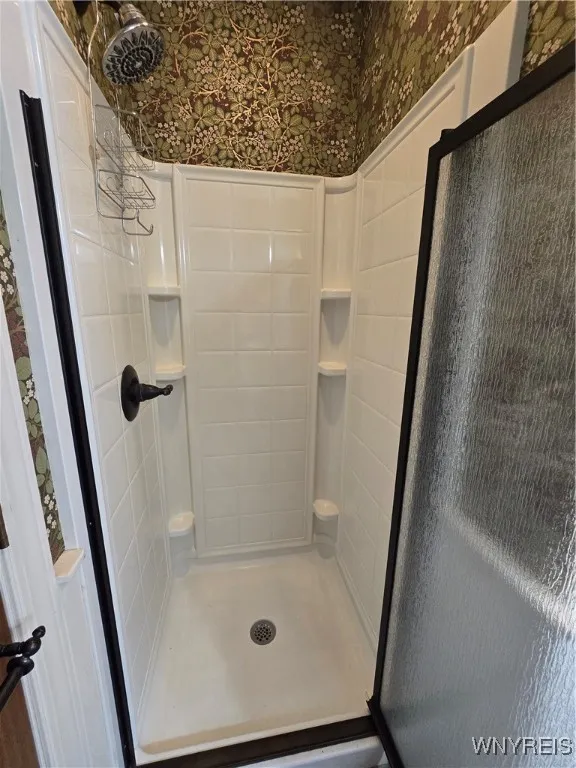 37 State Street, Royalton, New York 14105, Royalton, New York 14105, 5 Bedrooms Bedrooms, 12 Rooms Rooms,3 BathroomsBathrooms,Residential,For Sale,37 State Street, Royalton, New York 14105,B1633350