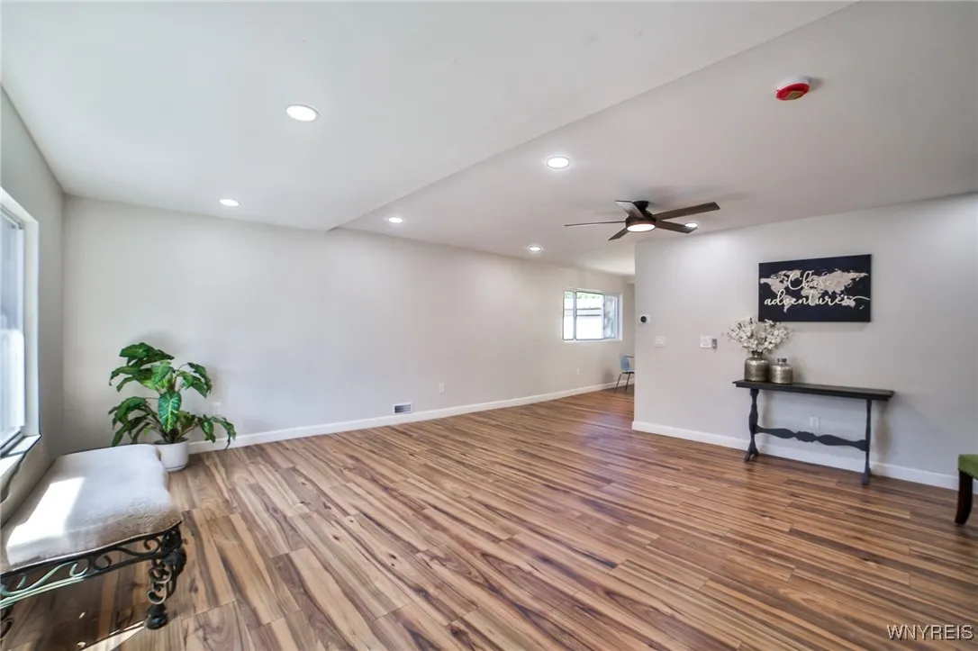 55 Irene Street, Tonawanda, New York 14207, Tonawanda, New York 14207, 3 Bedrooms Bedrooms, 6 Rooms Rooms,2 BathroomsBathrooms,Residential,For Sale,55 Irene Street, Tonawanda, New York 14207,B1633269