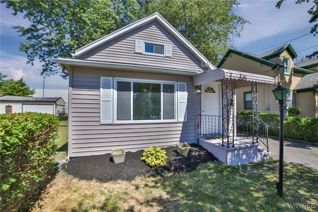 55 Irene Street, Tonawanda, New York 14207, Tonawanda, New York 14207, 3 Bedrooms Bedrooms, 6 Rooms Rooms,2 BathroomsBathrooms,Residential,For Sale,55 Irene Street, Tonawanda, New York 14207,B1633269