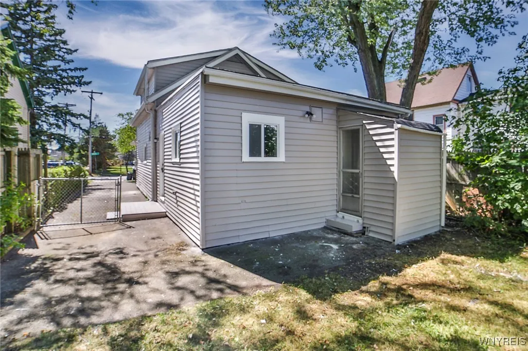 55 Irene Street, Tonawanda, New York 14207, Tonawanda, New York 14207, 3 Bedrooms Bedrooms, 6 Rooms Rooms,2 BathroomsBathrooms,Residential,For Sale,55 Irene Street, Tonawanda, New York 14207,B1633269