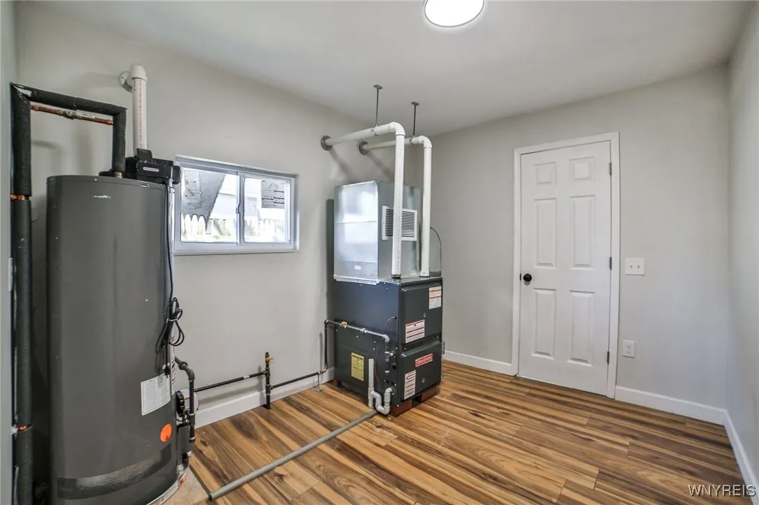 55 Irene Street, Tonawanda, New York 14207, Tonawanda, New York 14207, 3 Bedrooms Bedrooms, 6 Rooms Rooms,2 BathroomsBathrooms,Residential,For Sale,55 Irene Street, Tonawanda, New York 14207,B1633269