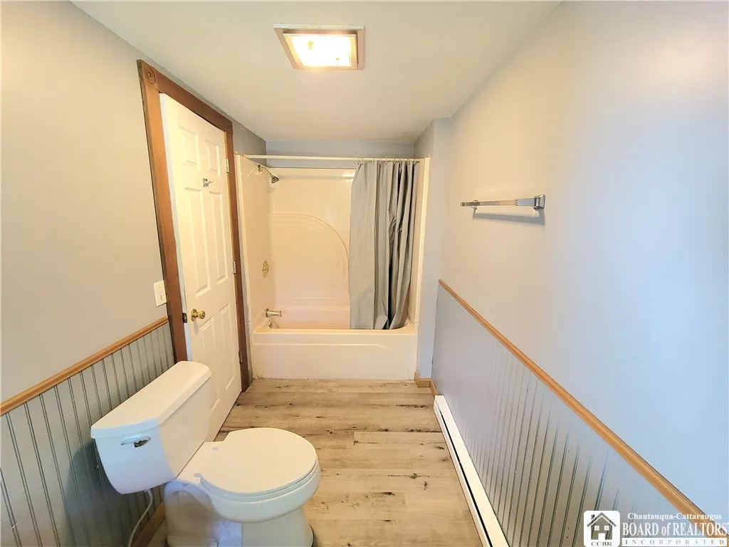 24 Meadow Lane, Jamestown, New York 14701, Jamestown, New York 14701, 3 Bedrooms Bedrooms, 8 Rooms Rooms,2 BathroomsBathrooms,Residential,For Sale,24 Meadow Lane, Jamestown, New York 14701,R1633375