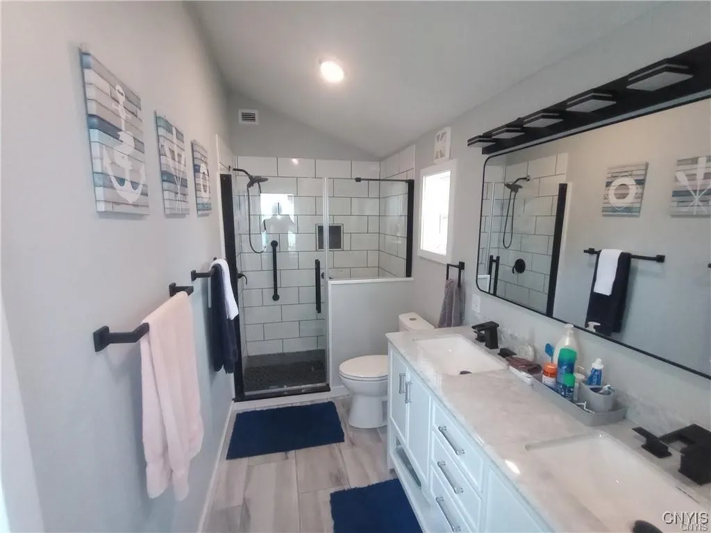 7491 West Murray Drive, Cicero, New York 13039, Cicero, New York 13039, 4 Bedrooms Bedrooms, 11 Rooms Rooms,3 BathroomsBathrooms,Residential Lease,For Rent,7491 West Murray Drive, Cicero, New York 13039,S1633382