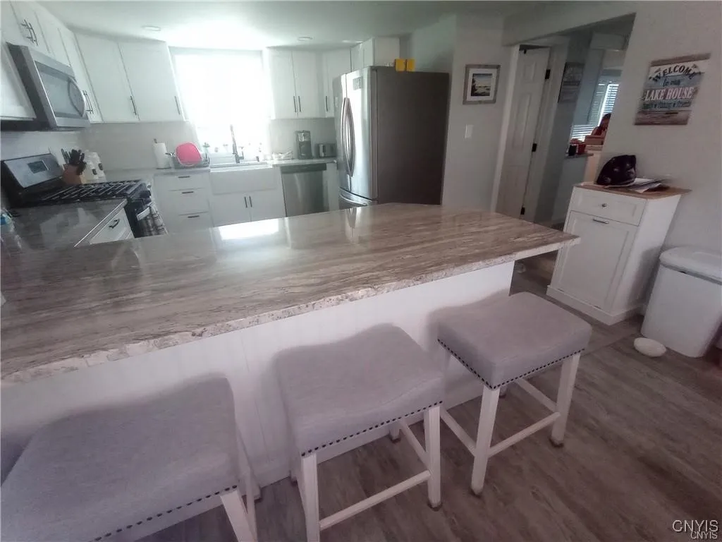 7491 West Murray Drive, Cicero, New York 13039, Cicero, New York 13039, 4 Bedrooms Bedrooms, 11 Rooms Rooms,3 BathroomsBathrooms,Residential Lease,For Rent,7491 West Murray Drive, Cicero, New York 13039,S1633382