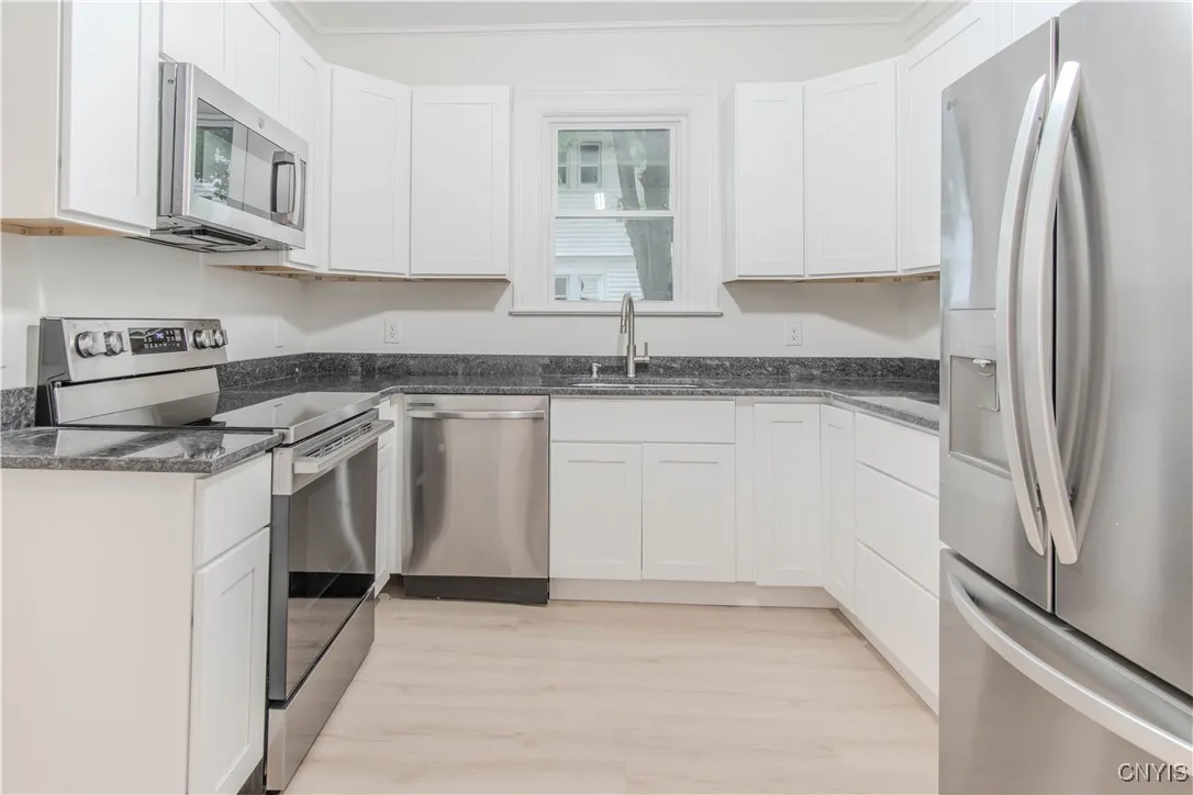 115 California Avenue, Watertown City, New York 13, Watertown City, New York 13601, 3 Bedrooms Bedrooms, 9 Rooms Rooms,2 BathroomsBathrooms,Residential,For Sale,115 California Avenue, Watertown City, New York 13,S1627616