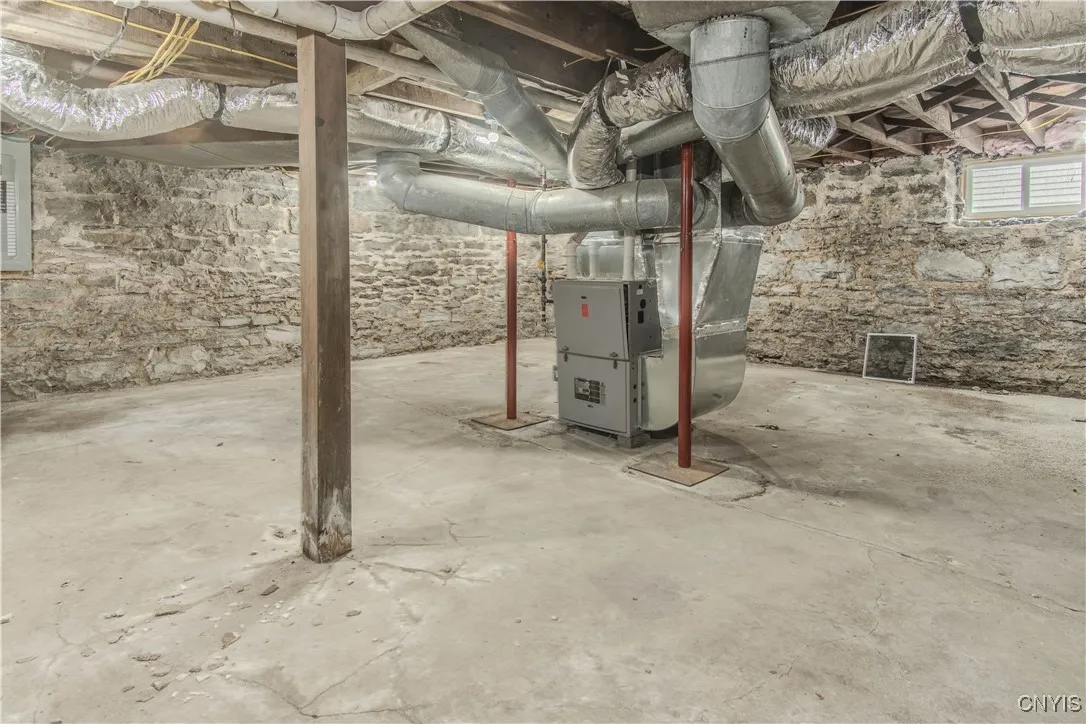 115 California Avenue, Watertown City, New York 13, Watertown City, New York 13601, 3 Bedrooms Bedrooms, 9 Rooms Rooms,2 BathroomsBathrooms,Residential,For Sale,115 California Avenue, Watertown City, New York 13,S1627616