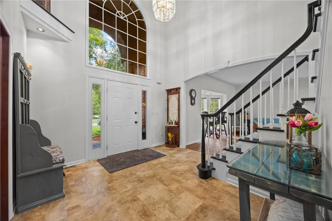 GRAND FOYER