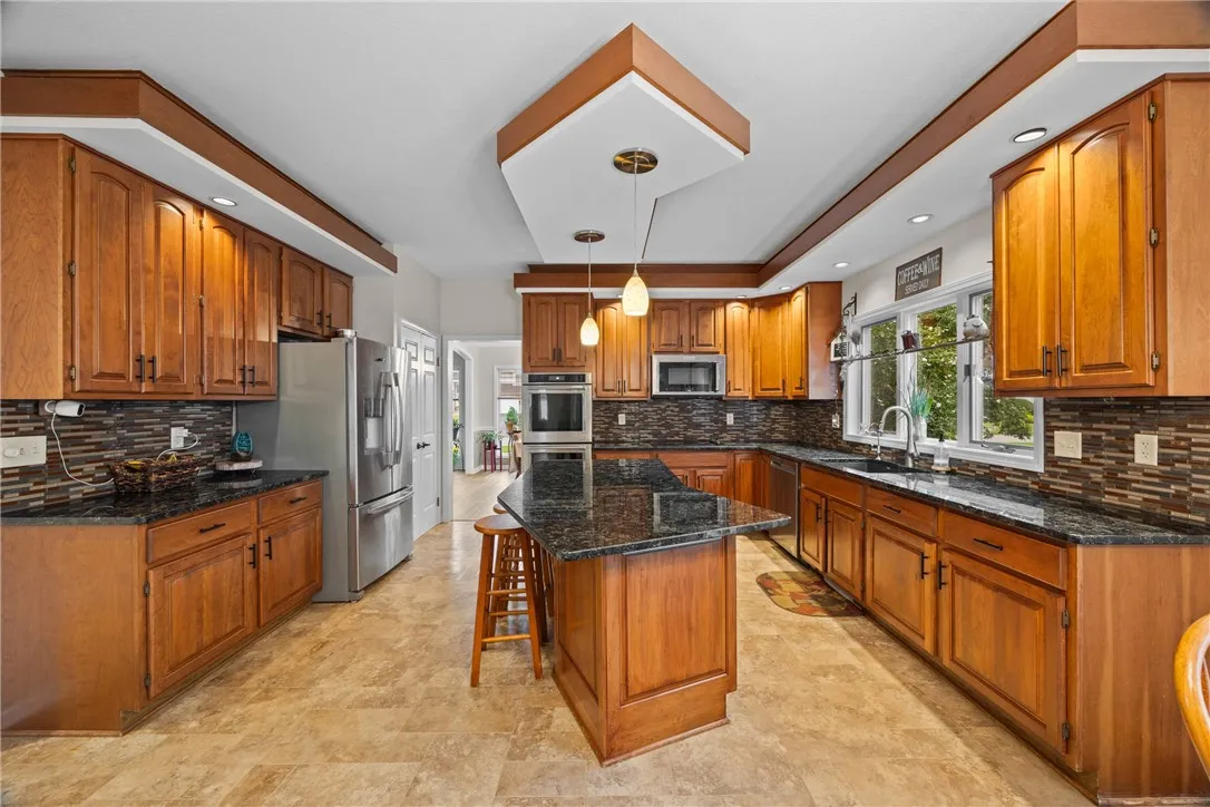 1 Perriwinkle Way, Penfield, New York 14580, Penfield, New York 14580, 5 Bedrooms Bedrooms, 13 Rooms Rooms,3 BathroomsBathrooms,Residential,For Sale,1 Perriwinkle Way, Penfield, New York 14580,R1632682