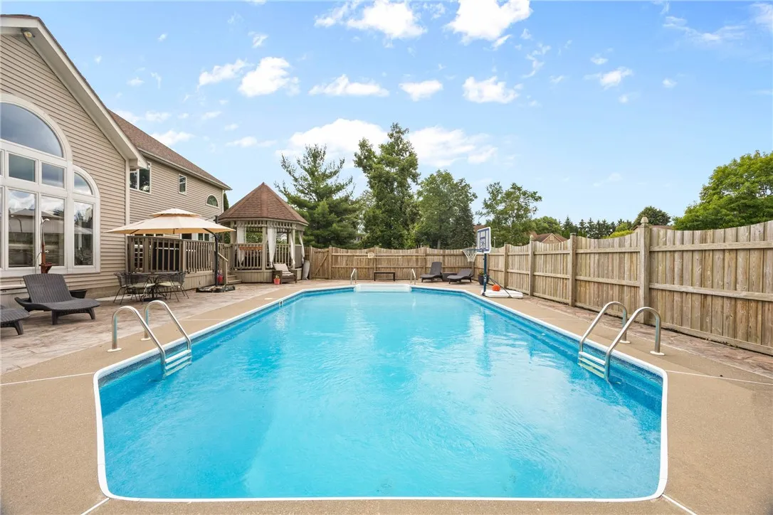 1 Perriwinkle Way, Penfield, New York 14580, Penfield, New York 14580, 5 Bedrooms Bedrooms, 13 Rooms Rooms,3 BathroomsBathrooms,Residential,For Sale,1 Perriwinkle Way, Penfield, New York 14580,R1632682