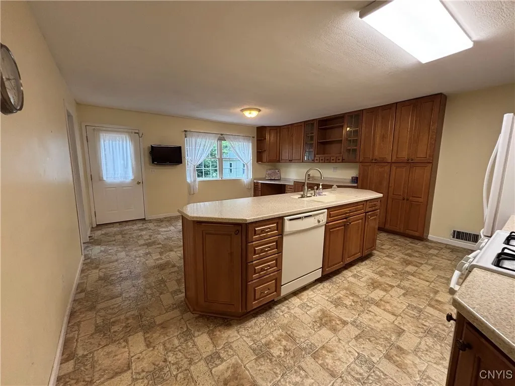 Spacious kitchen area