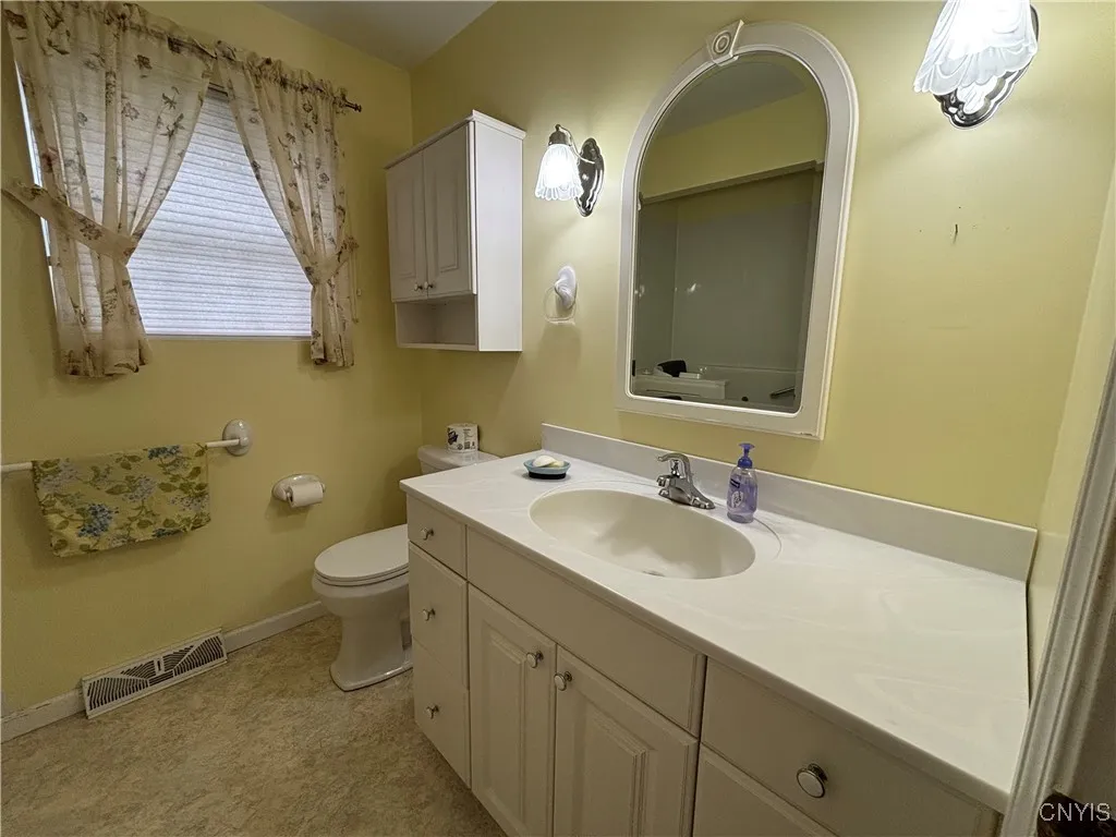 Full bathroom