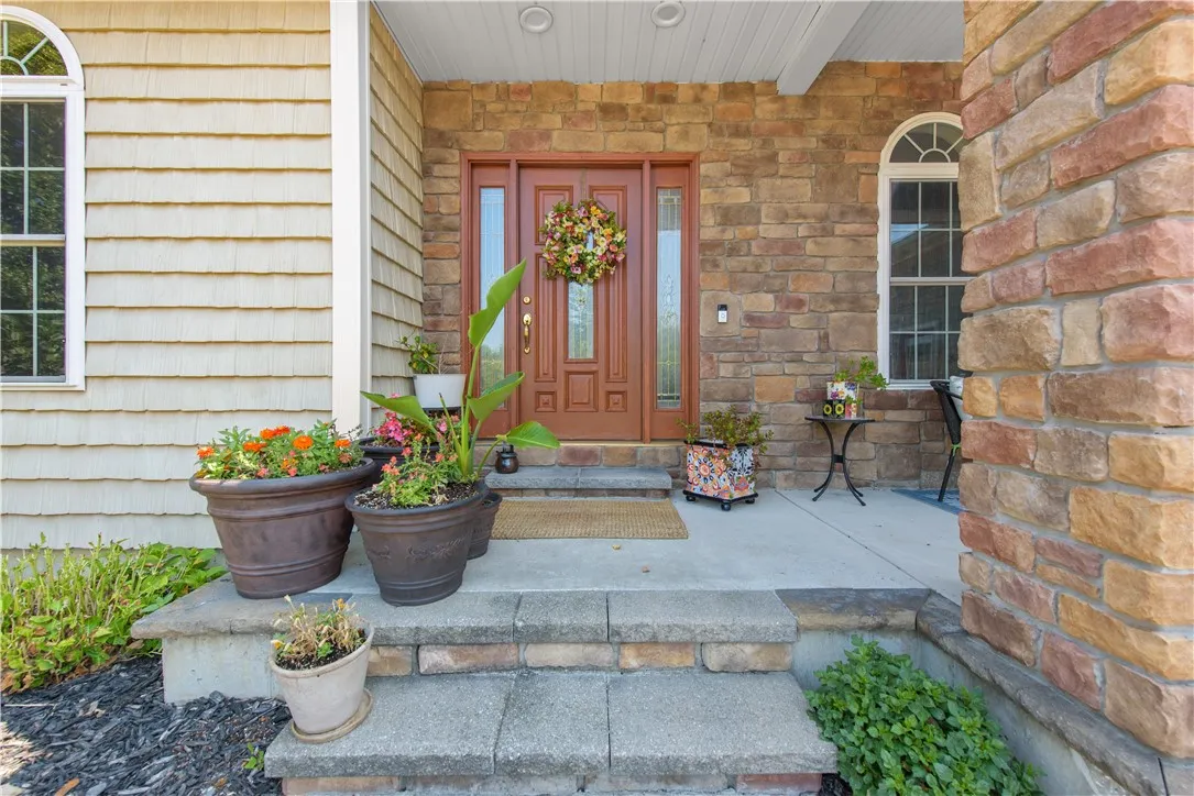 10 Valle Drive, Batavia, New York 14020, Batavia, New York 14020, 4 Bedrooms Bedrooms, 10 Rooms Rooms,3 BathroomsBathrooms,Residential,For Sale,10 Valle Drive, Batavia, New York 14020,R1631299