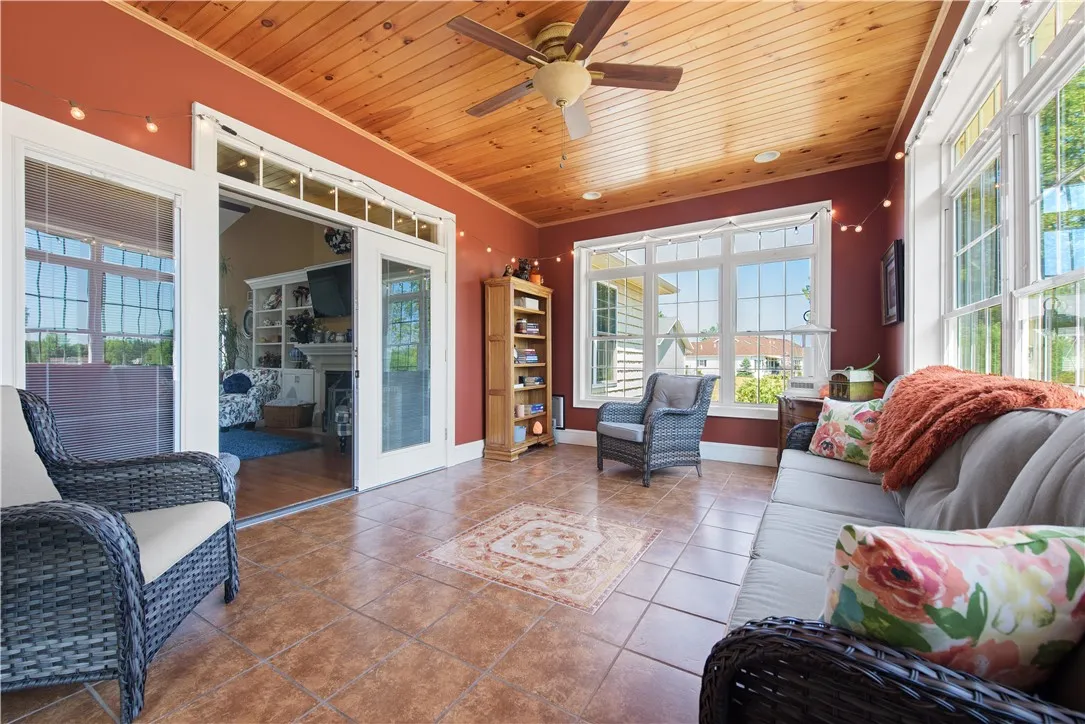 10 Valle Drive, Batavia, New York 14020, Batavia, New York 14020, 4 Bedrooms Bedrooms, 10 Rooms Rooms,3 BathroomsBathrooms,Residential,For Sale,10 Valle Drive, Batavia, New York 14020,R1631299