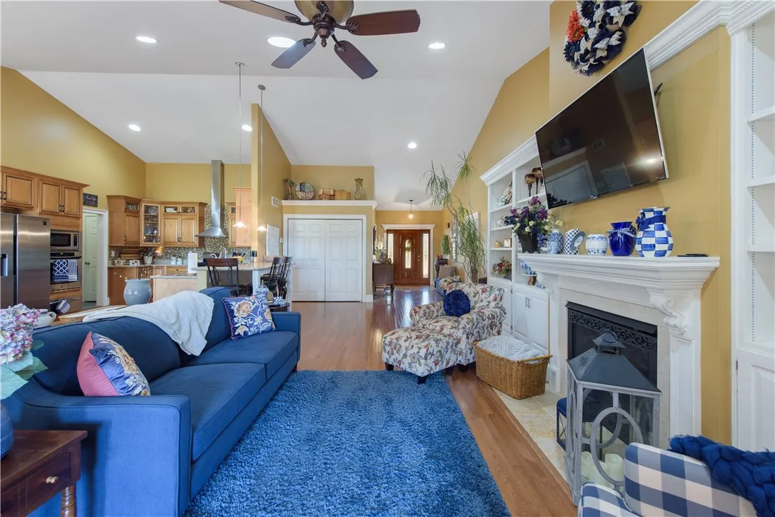10 Valle Drive, Batavia, New York 14020, Batavia, New York 14020, 4 Bedrooms Bedrooms, 10 Rooms Rooms,3 BathroomsBathrooms,Residential,For Sale,10 Valle Drive, Batavia, New York 14020,R1631299