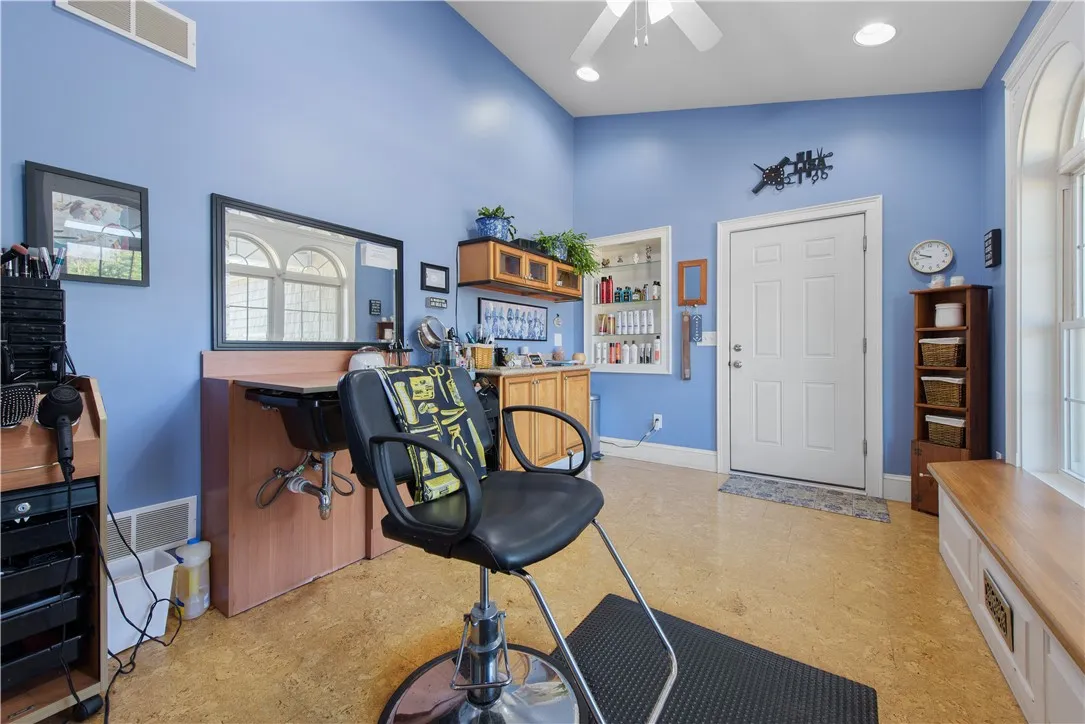 10 Valle Drive, Batavia, New York 14020, Batavia, New York 14020, 4 Bedrooms Bedrooms, 10 Rooms Rooms,3 BathroomsBathrooms,Residential,For Sale,10 Valle Drive, Batavia, New York 14020,R1631299