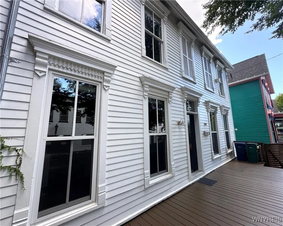79 College Street, Buffalo, New York 14201, Buffalo, New York 14201, 2 Bedrooms Bedrooms, 5 Rooms Rooms,1 BathroomBathrooms,Residential,For Sale,79 College Street, Buffalo, New York 14201,B1632921