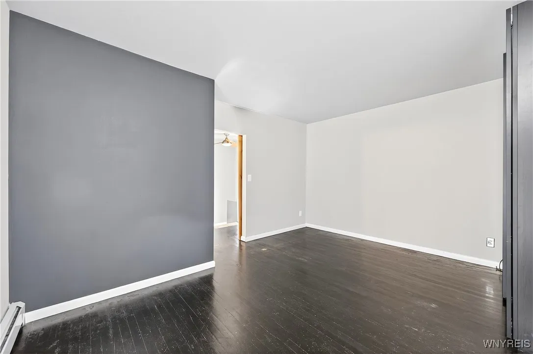 79 College Street, Buffalo, New York 14201, Buffalo, New York 14201, 2 Bedrooms Bedrooms, 5 Rooms Rooms,1 BathroomBathrooms,Residential,For Sale,79 College Street, Buffalo, New York 14201,B1632921