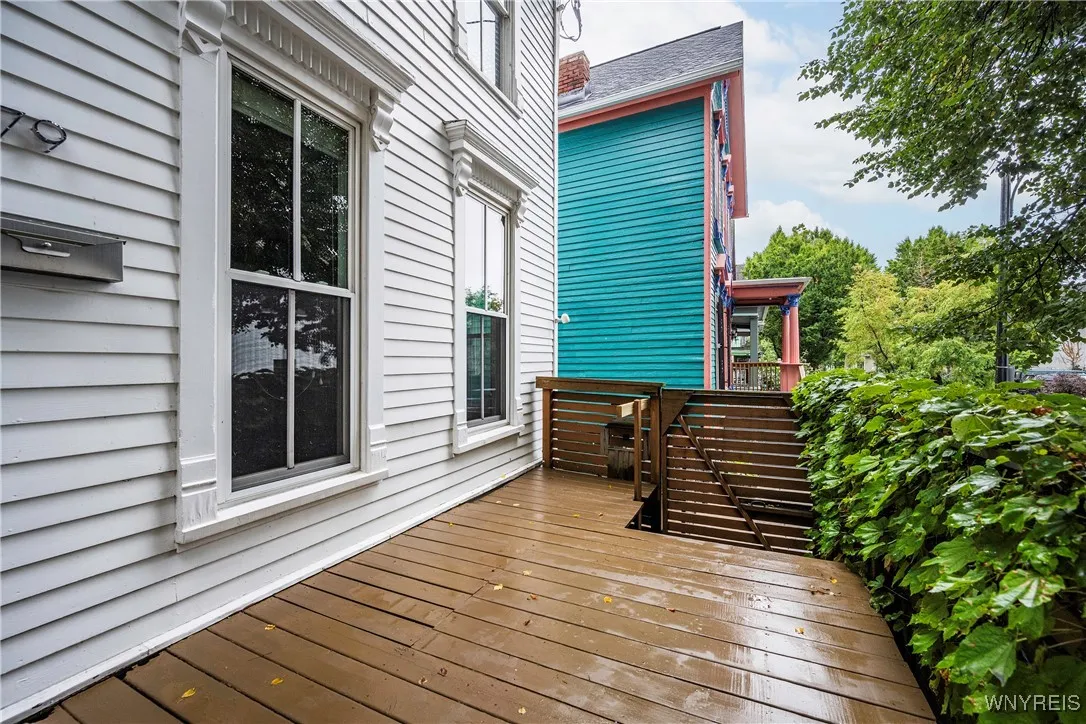 79 College Street, Buffalo, New York 14201, Buffalo, New York 14201, 2 Bedrooms Bedrooms, 5 Rooms Rooms,1 BathroomBathrooms,Residential,For Sale,79 College Street, Buffalo, New York 14201,B1632921
