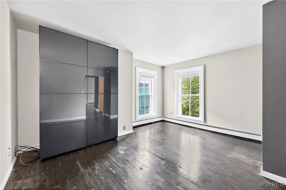 79 College Street, Buffalo, New York 14201, Buffalo, New York 14201, 2 Bedrooms Bedrooms, 5 Rooms Rooms,1 BathroomBathrooms,Residential,For Sale,79 College Street, Buffalo, New York 14201,B1632921