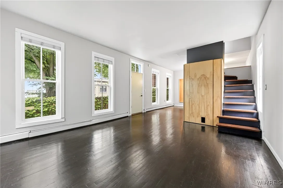 79 College Street, Buffalo, New York 14201, Buffalo, New York 14201, 2 Bedrooms Bedrooms, 5 Rooms Rooms,1 BathroomBathrooms,Residential,For Sale,79 College Street, Buffalo, New York 14201,B1632921