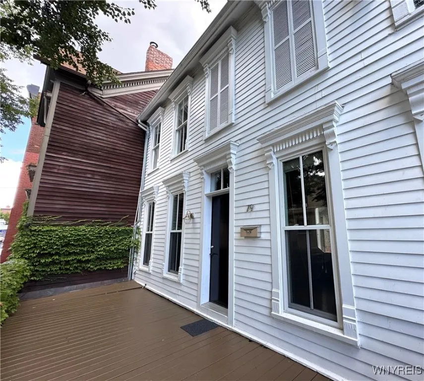 79 College Street, Buffalo, New York 14201, Buffalo, New York 14201, 2 Bedrooms Bedrooms, 5 Rooms Rooms,1 BathroomBathrooms,Residential,For Sale,79 College Street, Buffalo, New York 14201,B1632921