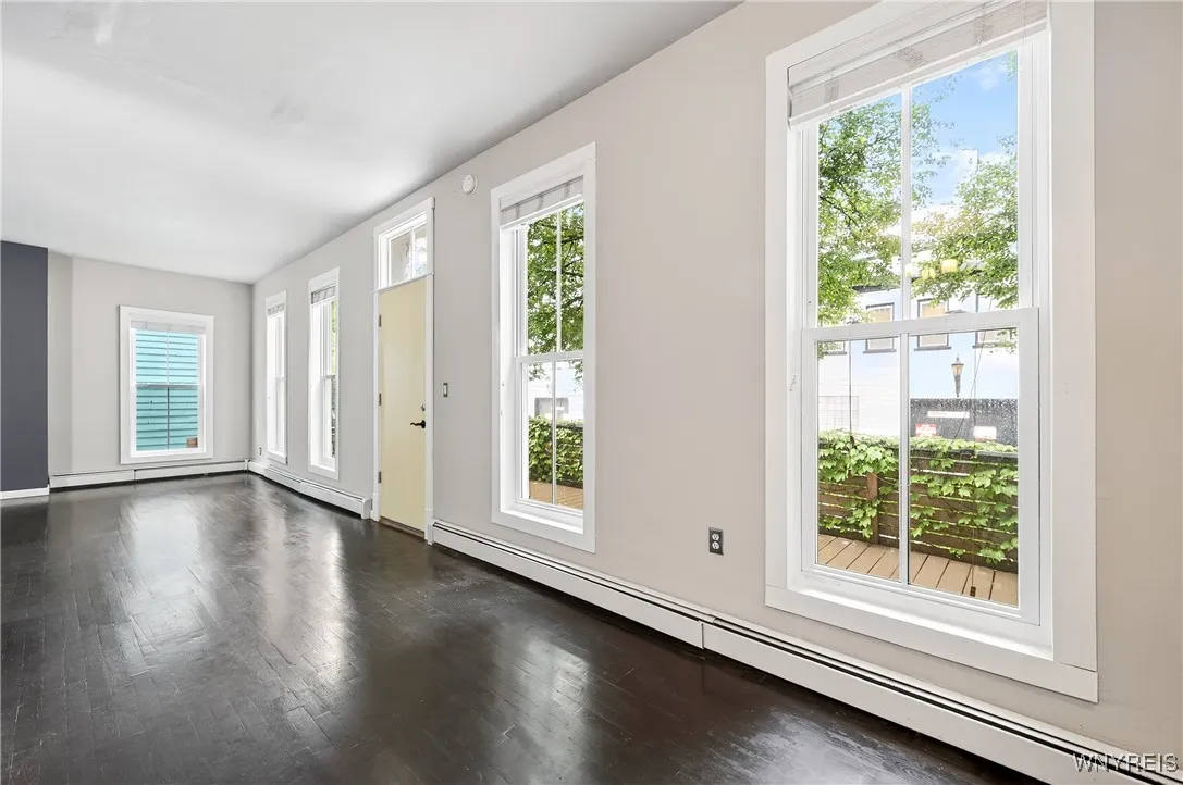 79 College Street, Buffalo, New York 14201, Buffalo, New York 14201, 2 Bedrooms Bedrooms, 5 Rooms Rooms,1 BathroomBathrooms,Residential,For Sale,79 College Street, Buffalo, New York 14201,B1632921