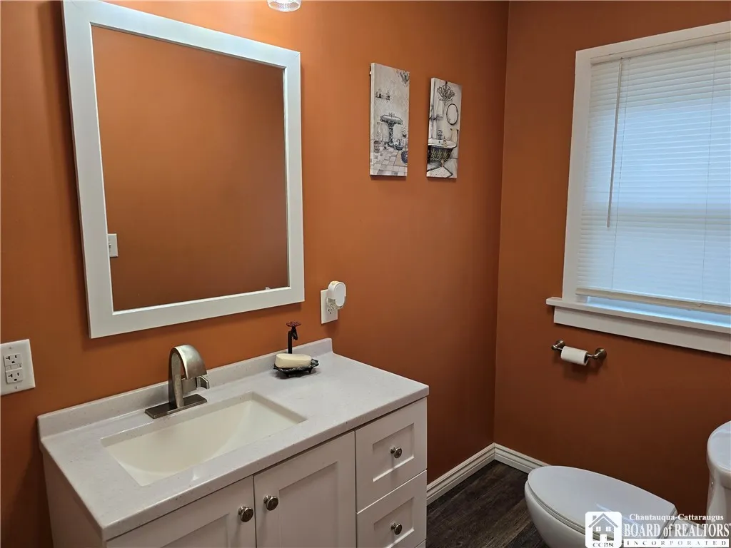 5 New York Avenue, Dunkirk, New York 14048, Dunkirk, New York 14048, 3 Bedrooms Bedrooms, 9 Rooms Rooms,1 BathroomBathrooms,Residential,For Sale,5 New York Avenue, Dunkirk, New York 14048,R1633016