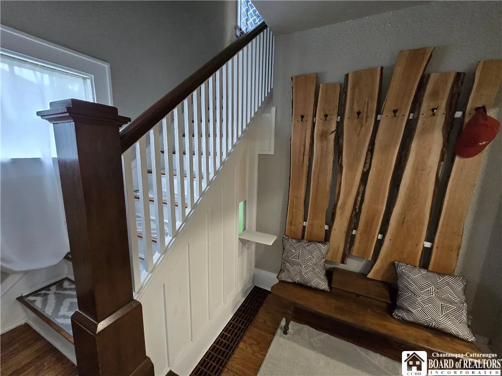 5 New York Avenue, Dunkirk, New York 14048, Dunkirk, New York 14048, 3 Bedrooms Bedrooms, 9 Rooms Rooms,1 BathroomBathrooms,Residential,For Sale,5 New York Avenue, Dunkirk, New York 14048,R1633016