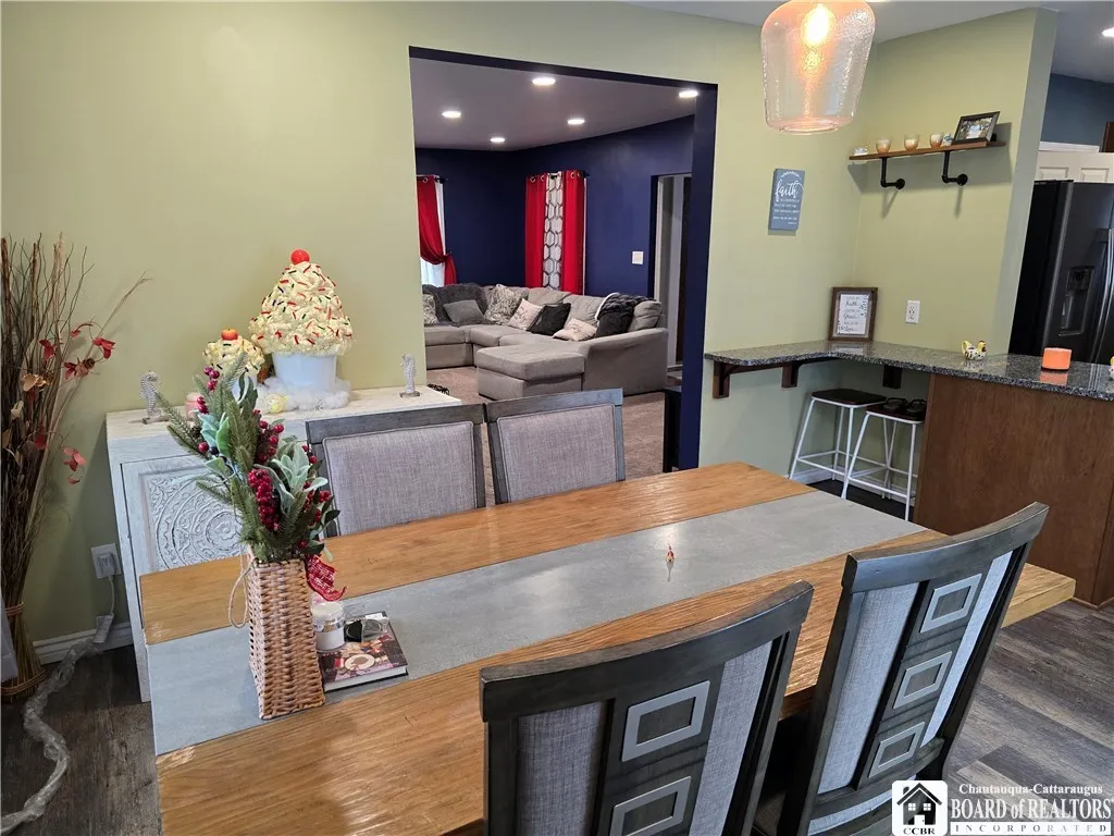 5 New York Avenue, Dunkirk, New York 14048, Dunkirk, New York 14048, 3 Bedrooms Bedrooms, 9 Rooms Rooms,1 BathroomBathrooms,Residential,For Sale,5 New York Avenue, Dunkirk, New York 14048,R1633016