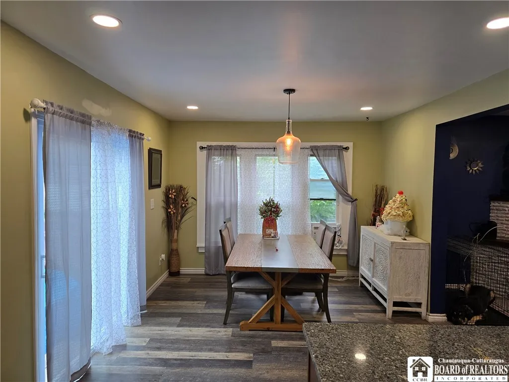 5 New York Avenue, Dunkirk, New York 14048, Dunkirk, New York 14048, 3 Bedrooms Bedrooms, 9 Rooms Rooms,1 BathroomBathrooms,Residential,For Sale,5 New York Avenue, Dunkirk, New York 14048,R1633016