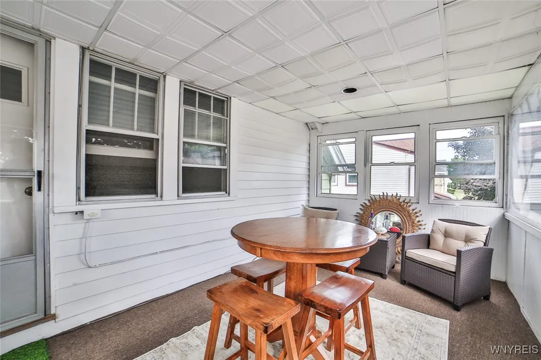 572 Beach Road, Cheektowaga, New York 14225, Cheektowaga, New York 14225, 4 Bedrooms Bedrooms, ,2 BathroomsBathrooms,Residential,For Sale,572 Beach Road, Cheektowaga, New York 14225,B1629462
