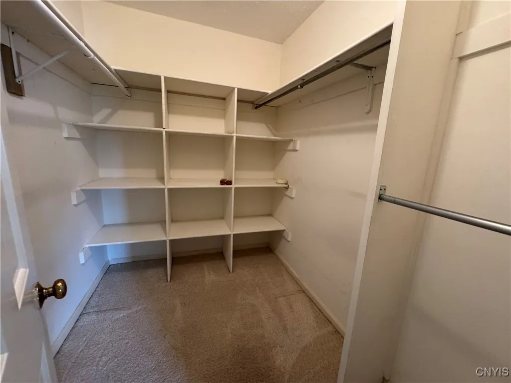 6 Hubbardton Road, New Hartford, New York 13413, New Hartford, New York 13413, 5 Bedrooms Bedrooms, 8 Rooms Rooms,3 BathroomsBathrooms,Residential,For Sale,6 Hubbardton Road, New Hartford, New York 13413,S1633391